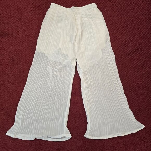 Elegant White Embroidered 3 Piece Suit Traditional Desi Wear Size XL - Picture 8 of 9